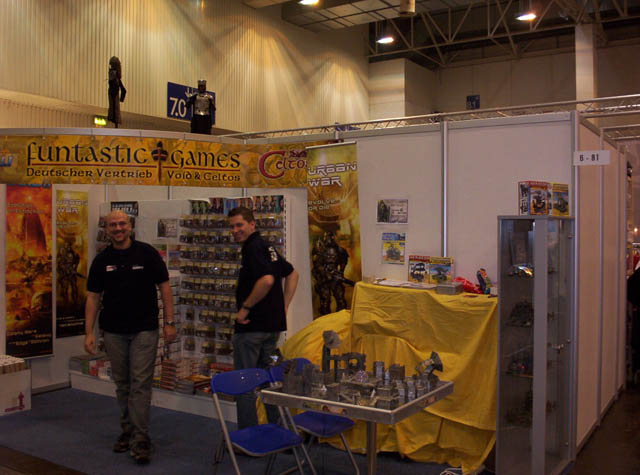 1Stand02